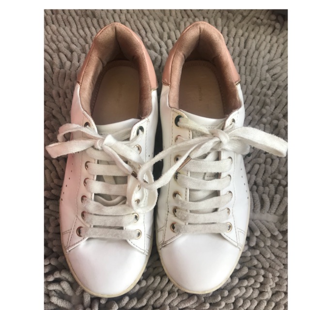 Stradivarius sneakers preloved