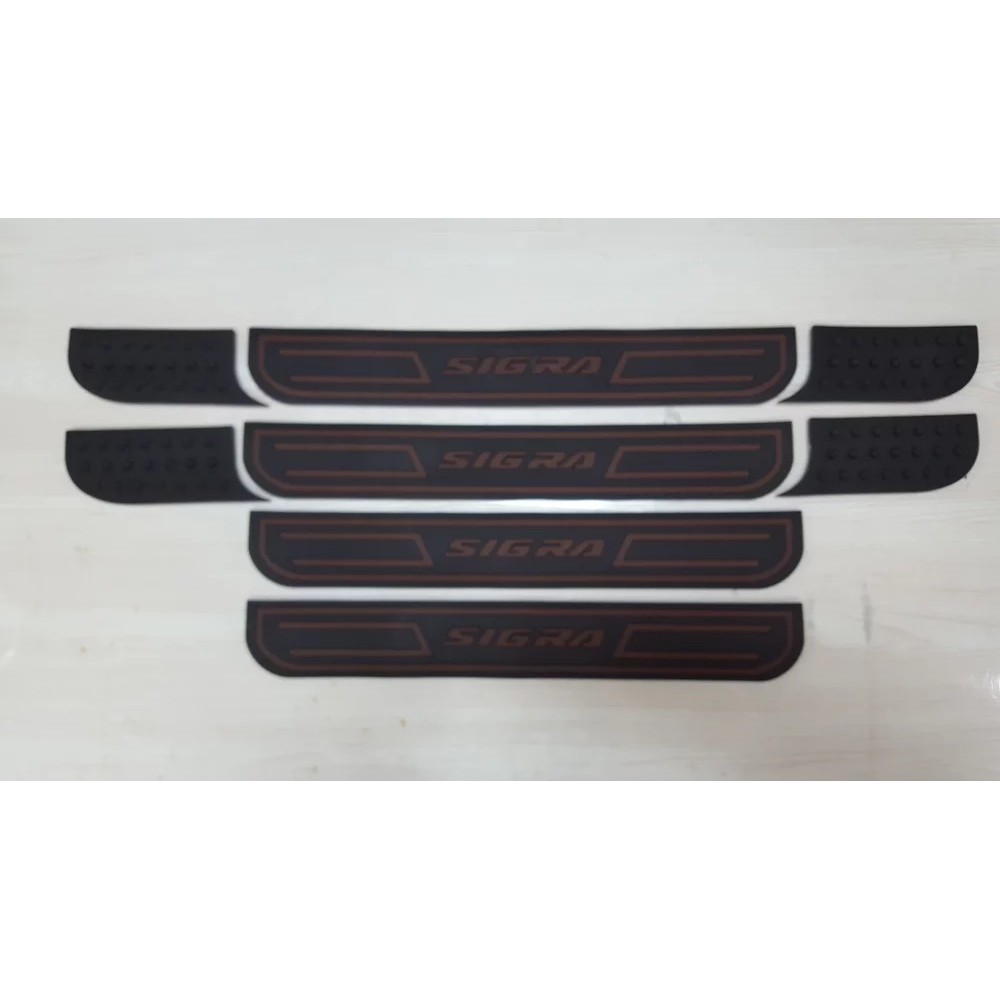 Sill Plate Samping Sigra Karet