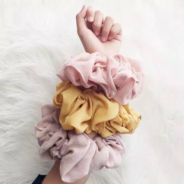 YA 018 - Scrunchie ikat rambut cepol / kuncir rambut kain scrunchie.