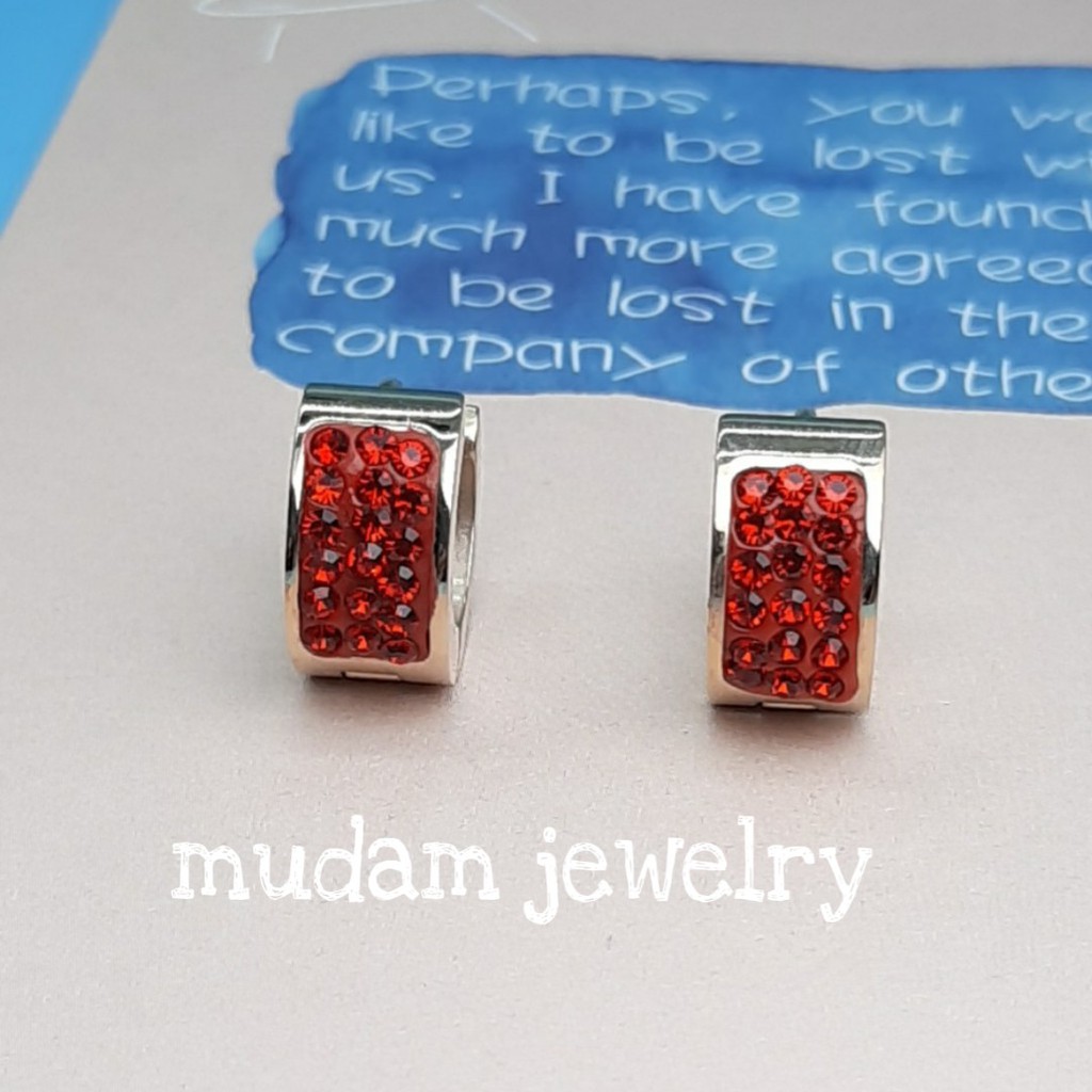 Anting Jepit Titanium Mosaic Bertaburkan Diamonds artifisial Model Modis Dan Mewah