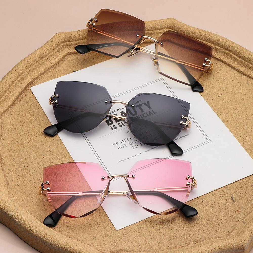 R-flower Cat Eye Sunglasses Gradient UV400 Kacamata Wanita Metal Sunglasses