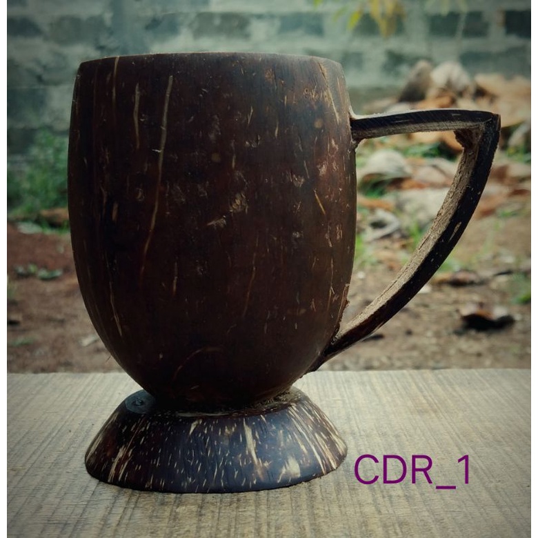 cangkir batok kelapa original,diameter kecil cocok untuk 1 set kopi