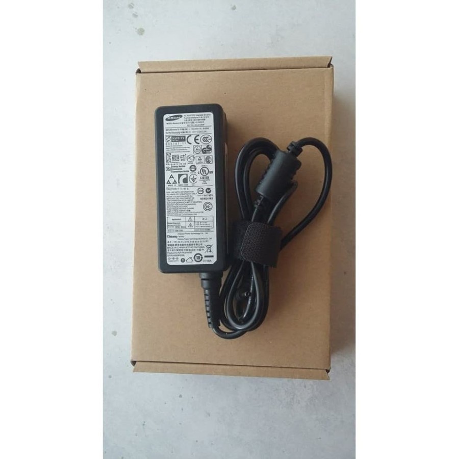 ADAPTOR SAMSUNG (2.5x0.7) 12V 3.33A