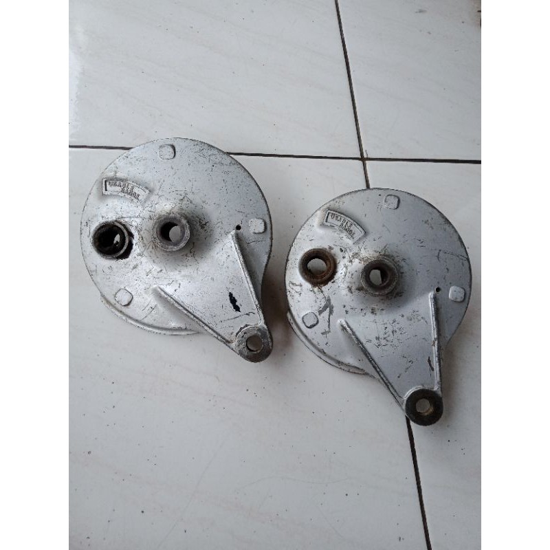 Tutup kampas Tutup tromol panel tromol belakang ORI Kawasaki blitz