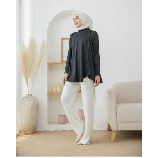 KATIA BLOUSE BY FIXPOSE