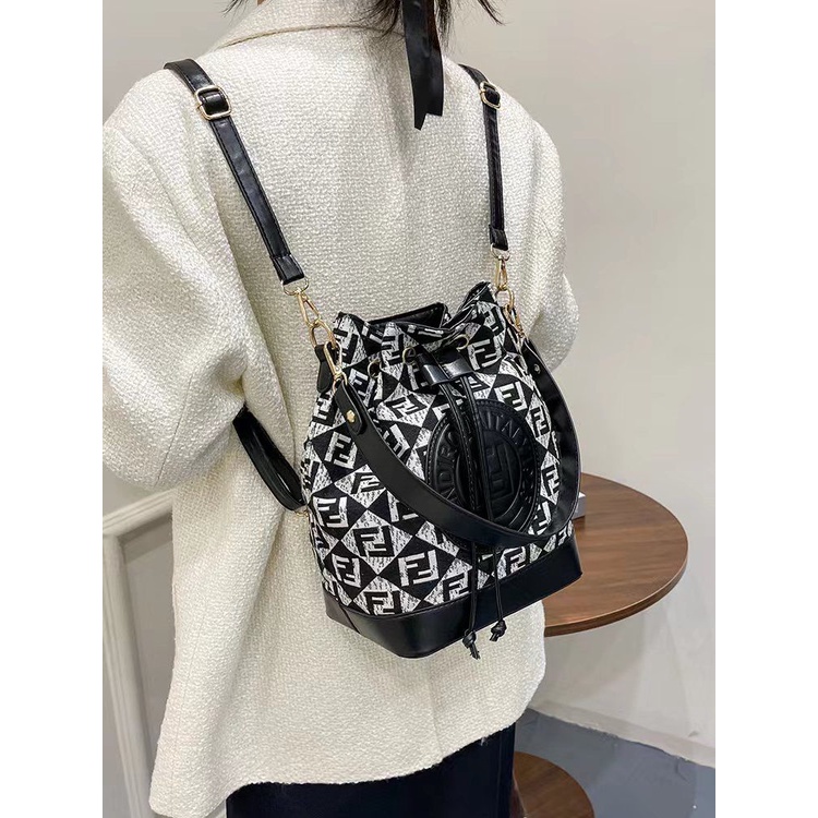 F€ND! Bucket Bag 5721 (FreeDustBag)