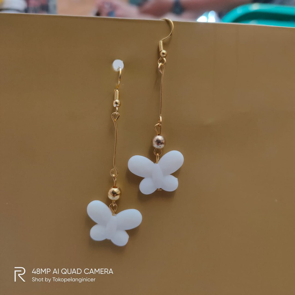 Anting Hooks Korea Fashion Aksesoris  Kupu-Kupu warna Manis Anting Beauty Tokopelanginicer