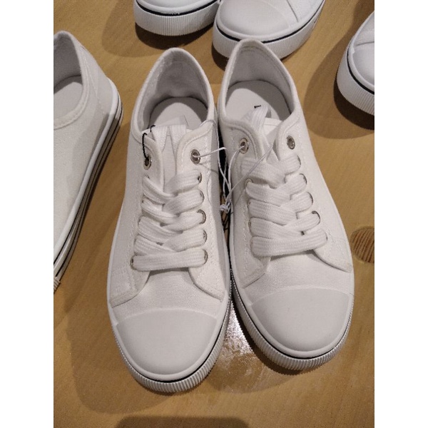SEPATU RUBI SNEAKERS ORIGINAL WHITE