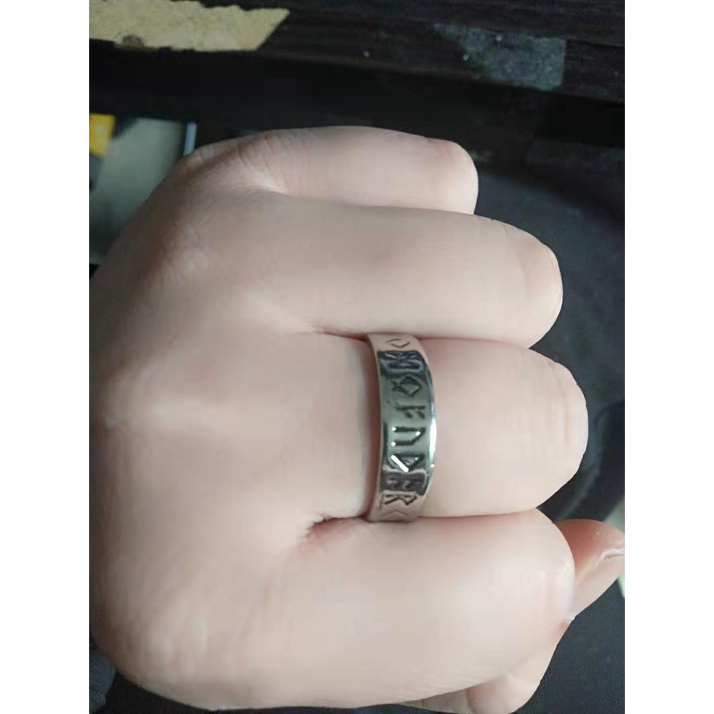 Cincin Desain Tulisan Roman Gaya Nordic Bajak Laut