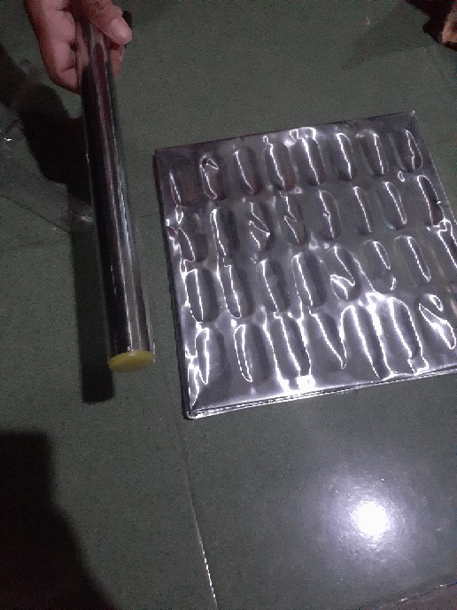 Cetakan Lidah Kucing Besar