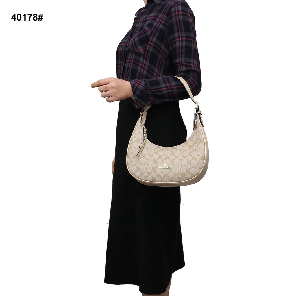 Co Shoulder Bag 40178