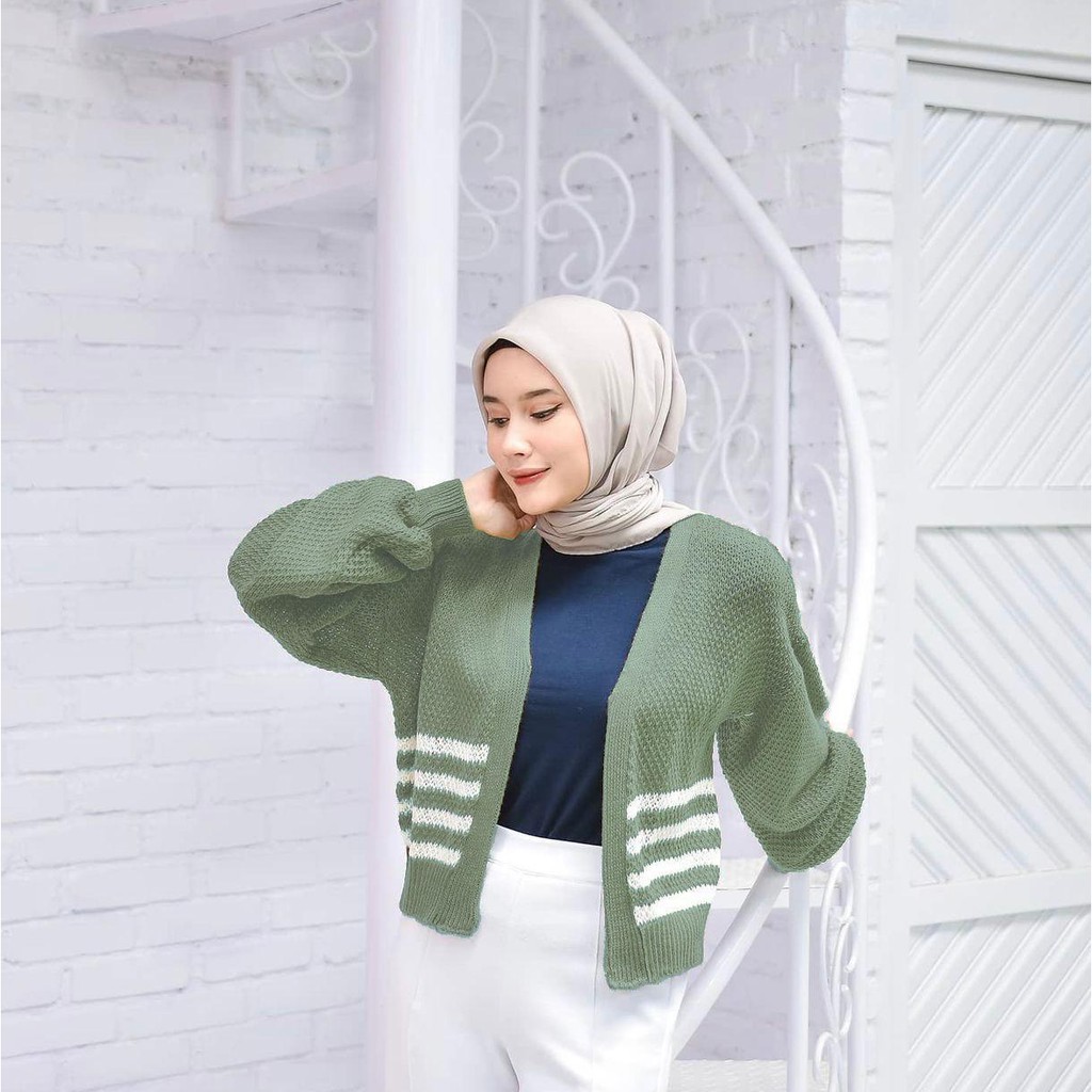 TokoMilkan - Cardigan Outer Rajut Wanita YURIE CARDY | Cardy Outer Rajut Wanita