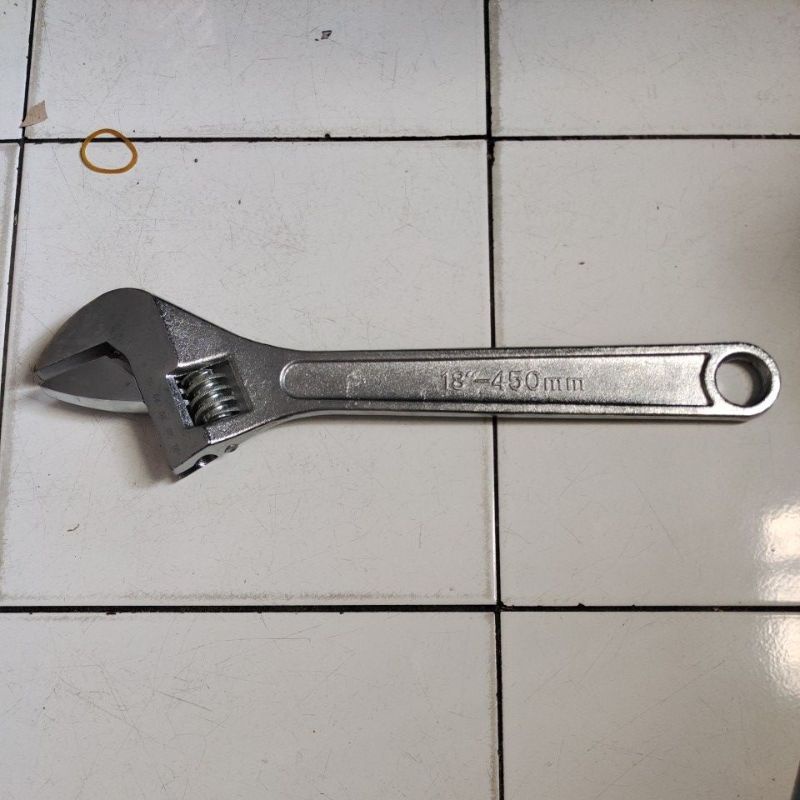 kunci Inggris 18&quot; JOSSA / Adjustable wrench 18&quot; JOSSA