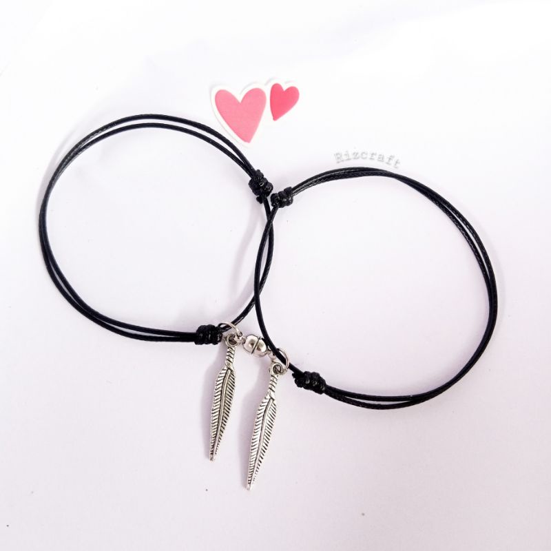 (2Gelang) Gelang Couple Magnet BESAR Silver dengan charm Bulu Silver Kecil