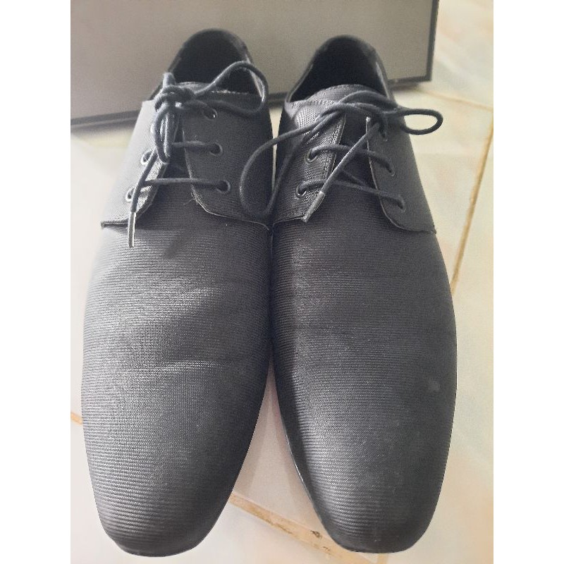 Preloved Sepatu Pria Pedro Ukuran 42