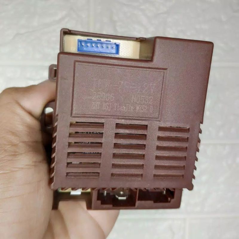 receiver mobil aki PMB 12 volt