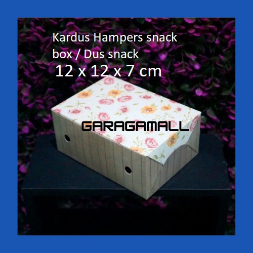 

Kotak kue dus snack kardus hampers dus kue snack box kotak snack box hampers snack dus kue 12x12x7 cm (isi 20 pcs)