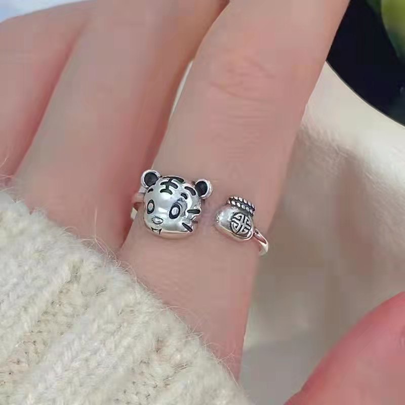 Cincin Model Terbuka Motif Harimau Untuk Wanita