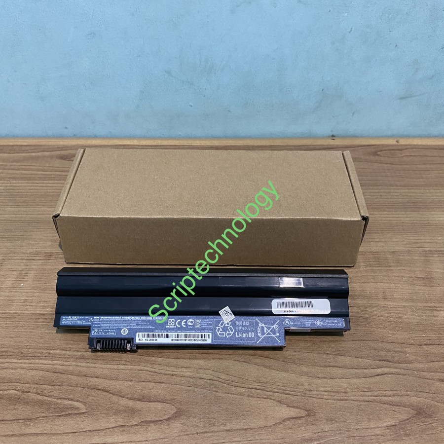 Baterai Original Acer Aspire One 722 D255 D257 D260 D270 AL10A31AL10B31 Slim