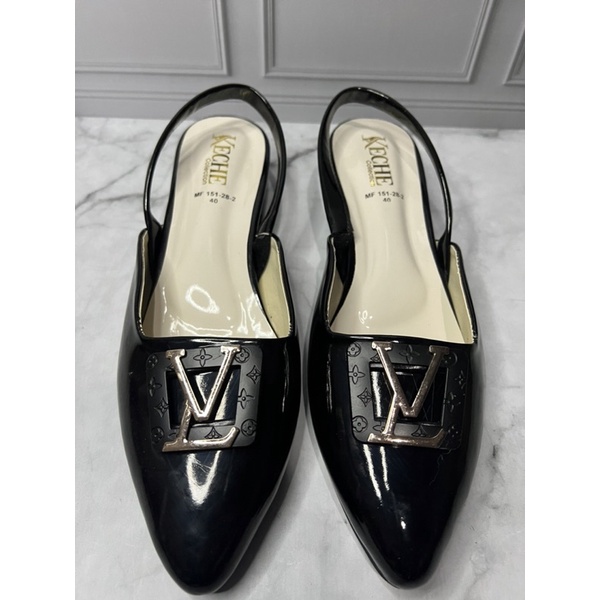 Sandal Wanita / Sepatu Sandal Tutup Depan Hitam