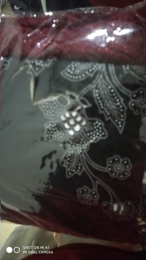 Zola_batik Batik Couple Kebaya Brokat Set Selendang 2578 - Andhara - Kebaya Selendang Cendrawasih