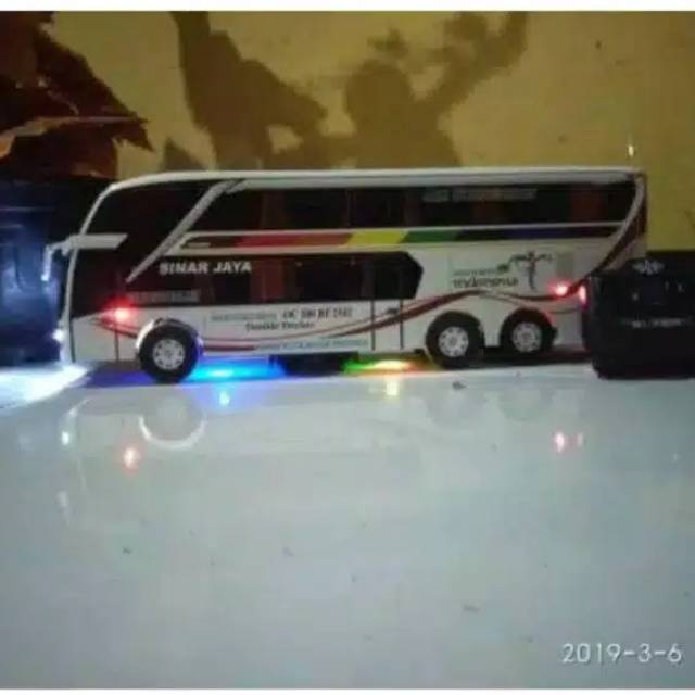 Miniatur bus besar sinar jaya remot