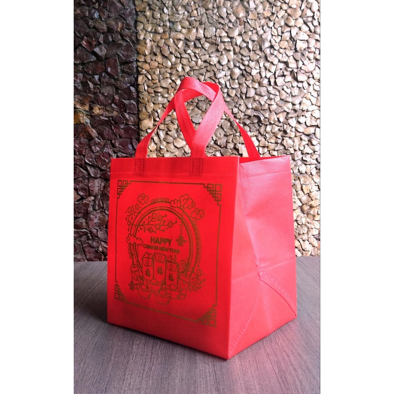 

Tas imlek | parcel Imlek | goodiebag sembako | gong xi fa chai