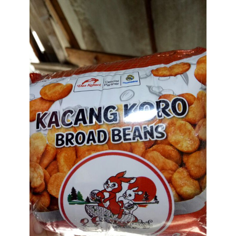 

kacang koro pedas isi 10 renceng