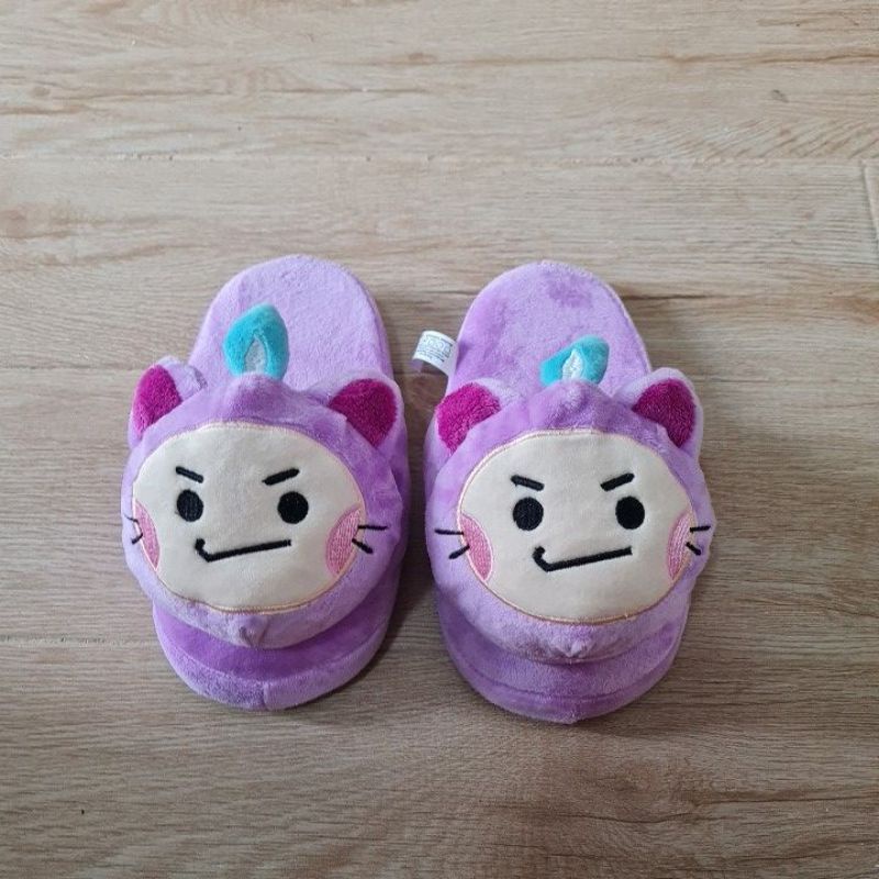 SANDAL BONEKA TRUZ TREASURE CHILLI