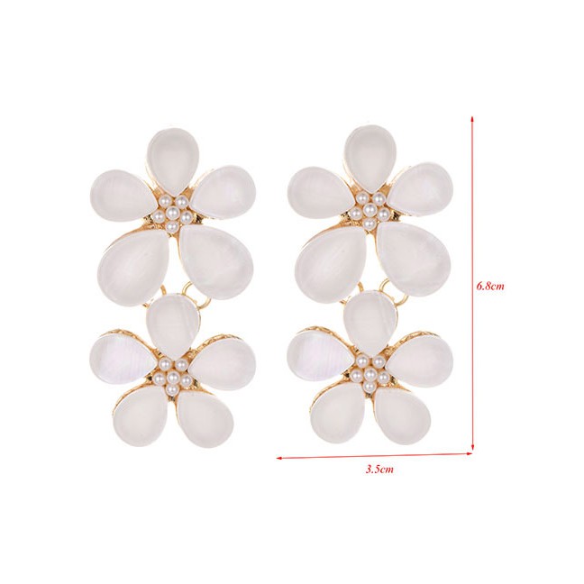 LRC Anting Tusuk Fashion White Alloy Resin Double-layer Flower Earrings F66515