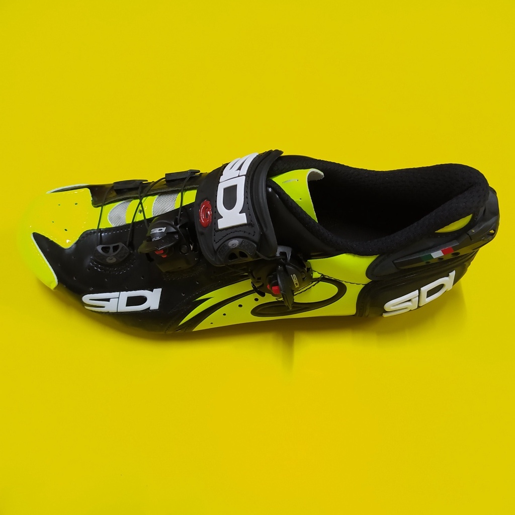 SEPATU SEPEDA ROAD BIKE CLEAT SHOES SIDI WIRE CARB LUCIDO BLACK YELLOW FLUO SIZE 41 not giro santic 