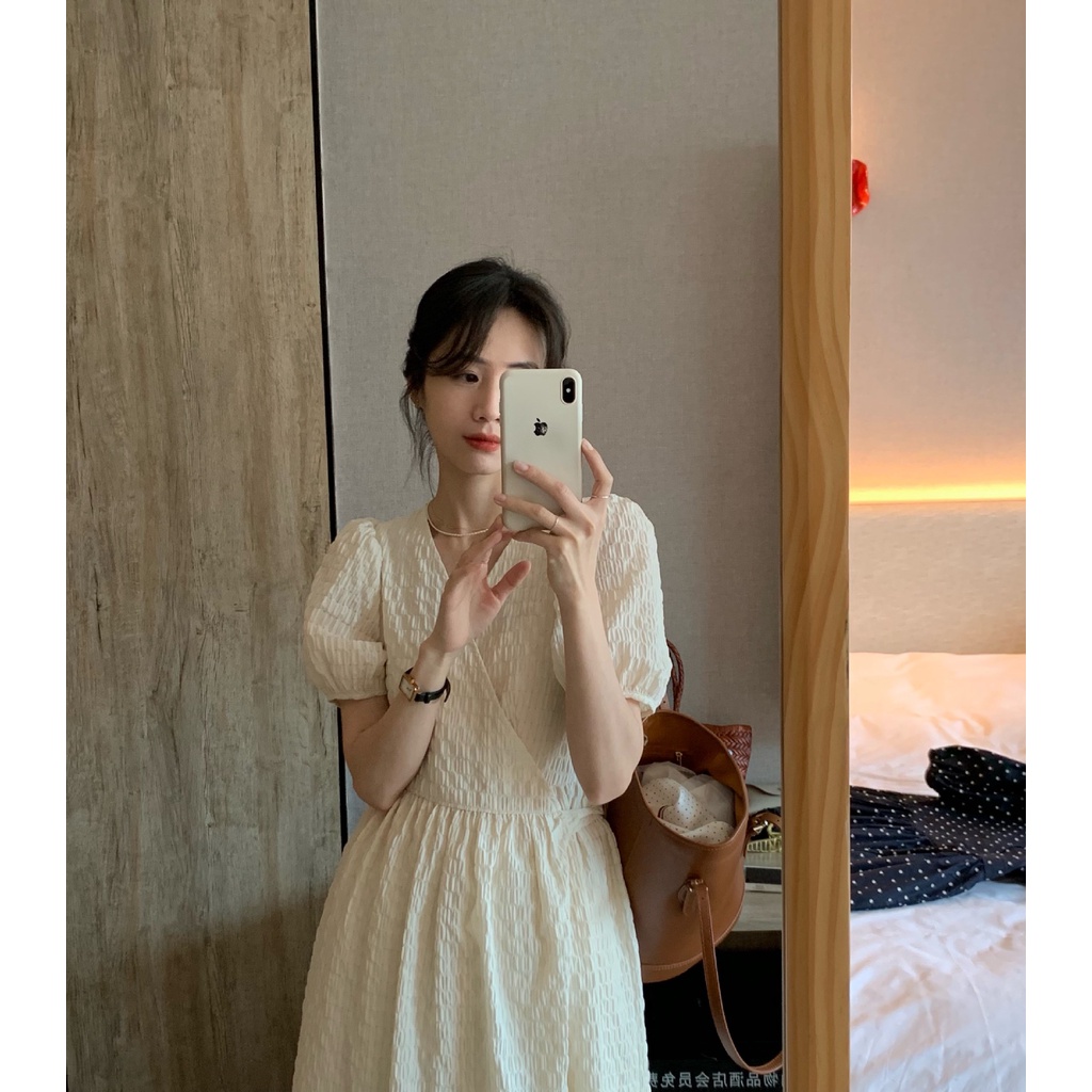 #Sisjuly# Wanita gaya Korea temperamen gaun lengan puff V-neck dasi pinggang ramping rok panjang wan