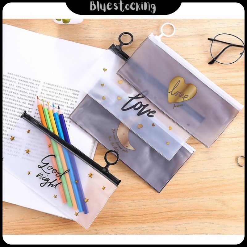 

Tempat Pensil Zip Transparant Love