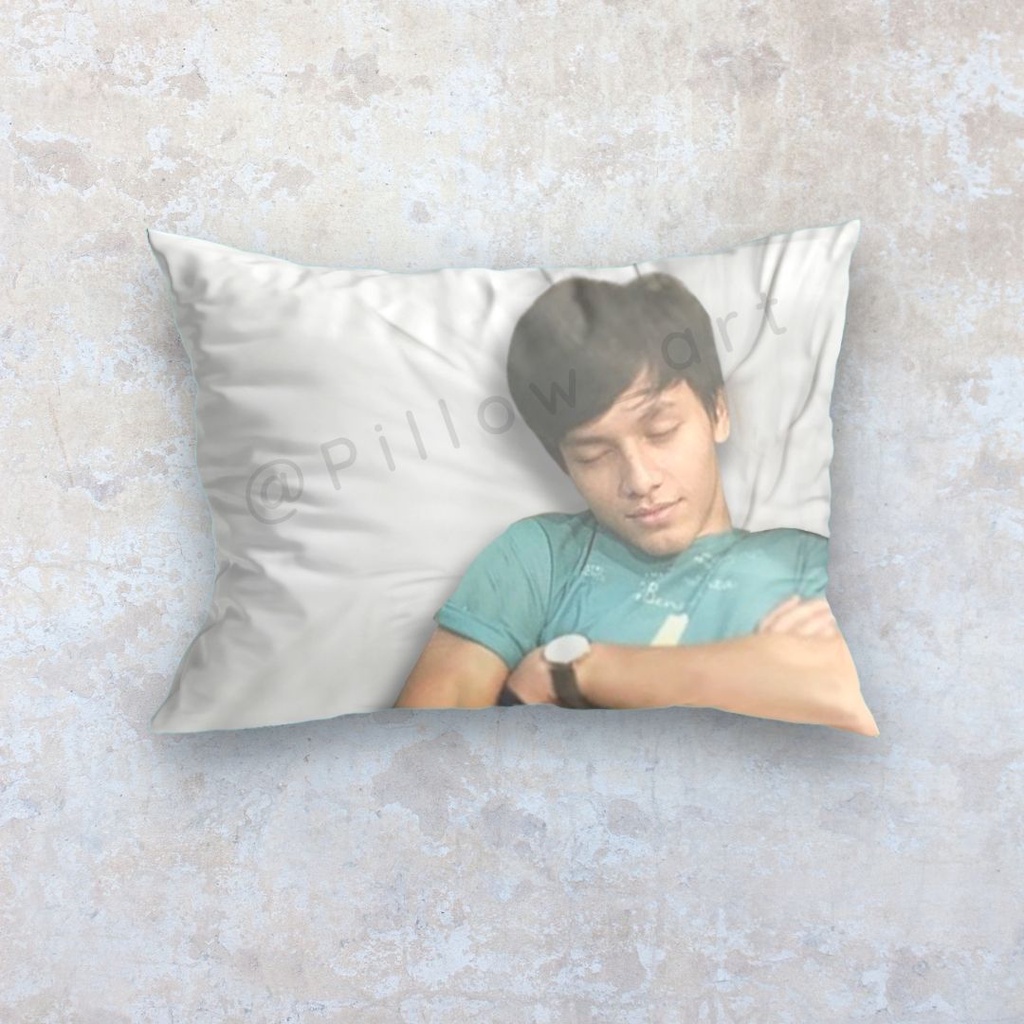 Pillowart - Bantal Halu Custom / Bantal Foto Wibu / Anime / Kpop Ukuran 60 x 40 cm - ART014