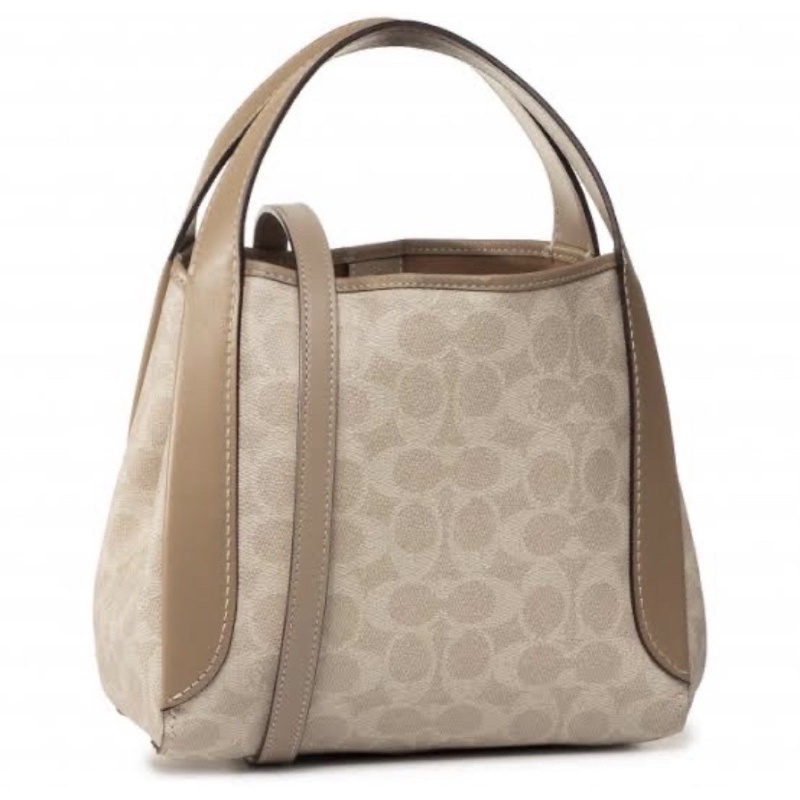 Coach Hadley Hobo 21 In Signature Canvas (79251)