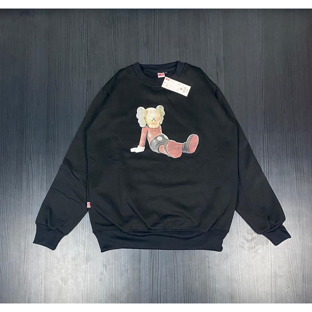 CREWNECK UNIQLO MICKY MOUSE