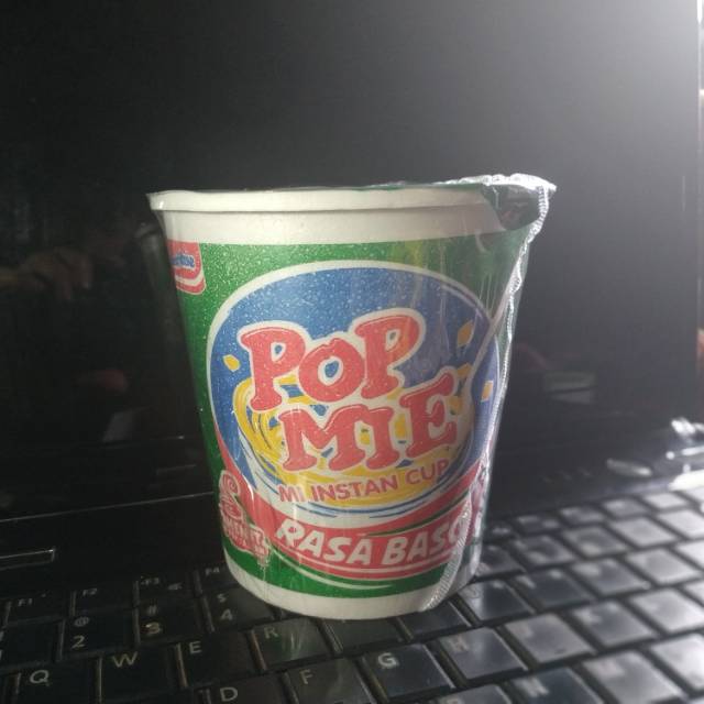 

Pop mie Baso / Pop Mie Baks
