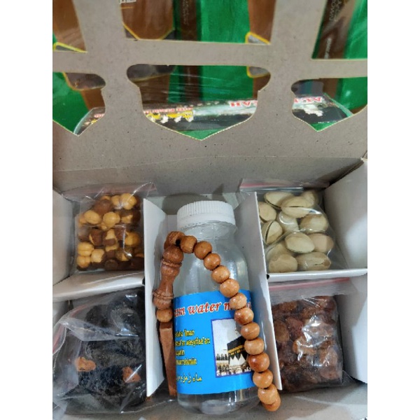 

paketan oleh oleh haji dan umroh paket spesial isi 6 item /paket oleh oleh termurah/sovenir terlaris