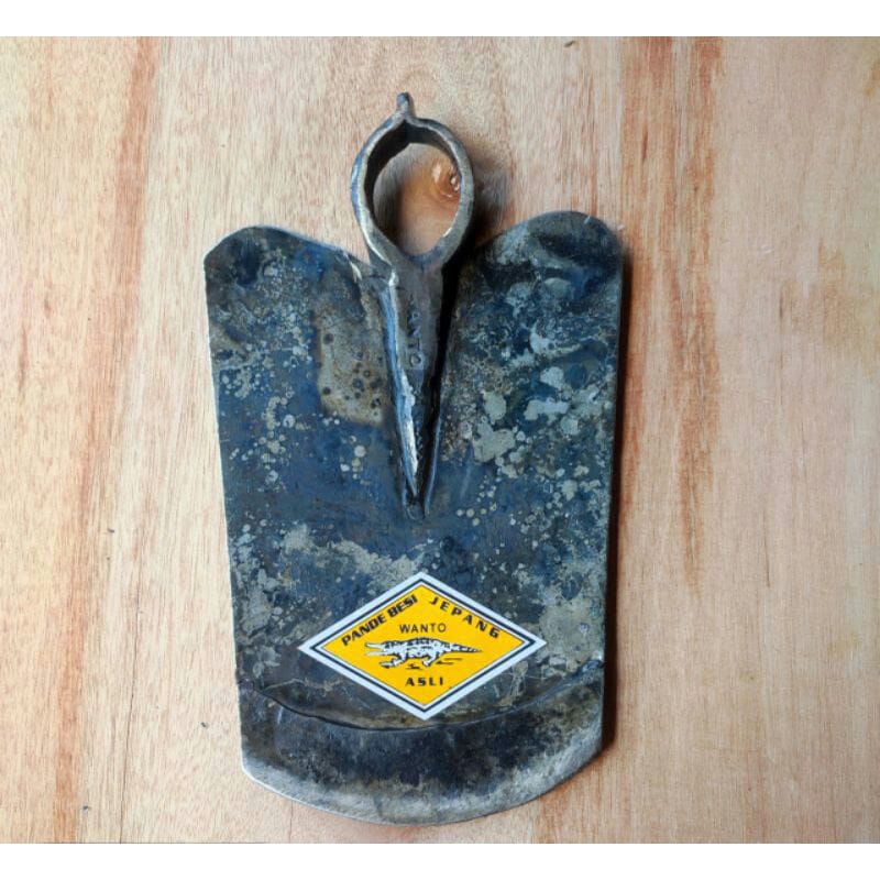 cangkul .pacul baja kuat tajam .model waru terek