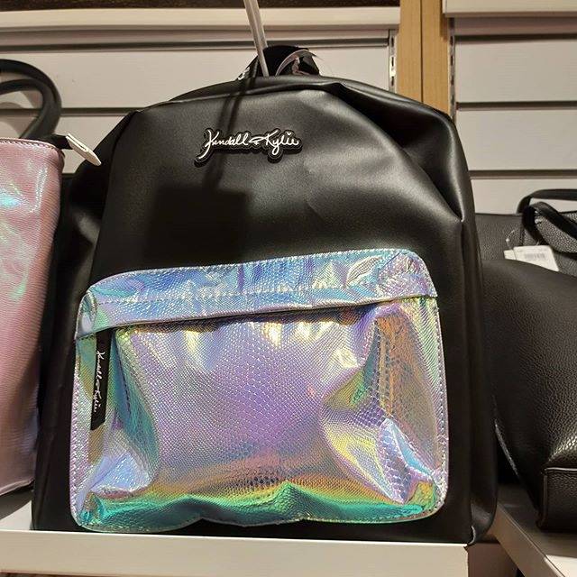 Payless sale up to 50% Tas Kendall kylie Harga normal 459.000