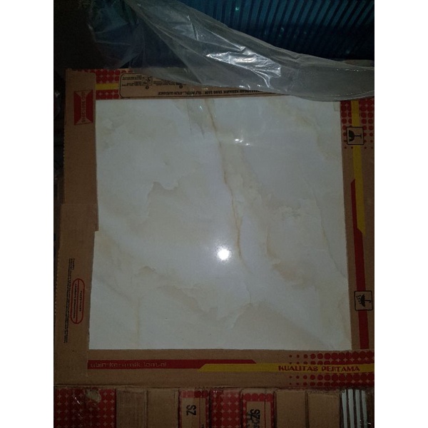 Premium (Mount) Keramik IKAD KW 1 50x50 Motif 1 Dus/ Keramik KW1 50 cm x 50 cm