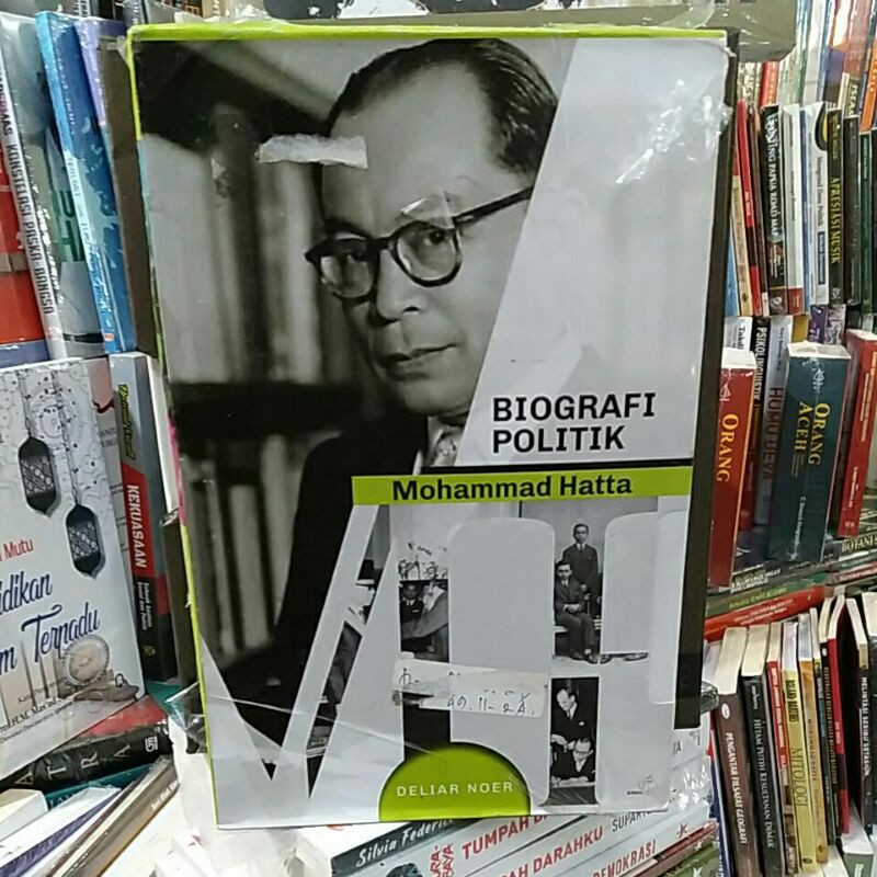 Buku Biografi Politik Mohammad Hatta