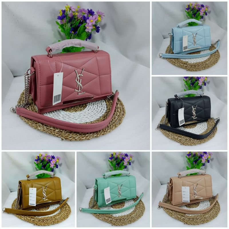 TAS SELEMPANG KOTAK REMDOM SIZE 22X15CM