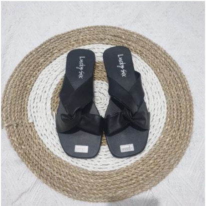 sandal teplek wanita