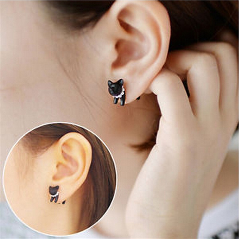 1pc Anting Tusuk Motif Kucing Hitam Aksen Mutiara Imitasi Ala Punk Untuk Unisex / Pria / Wanita