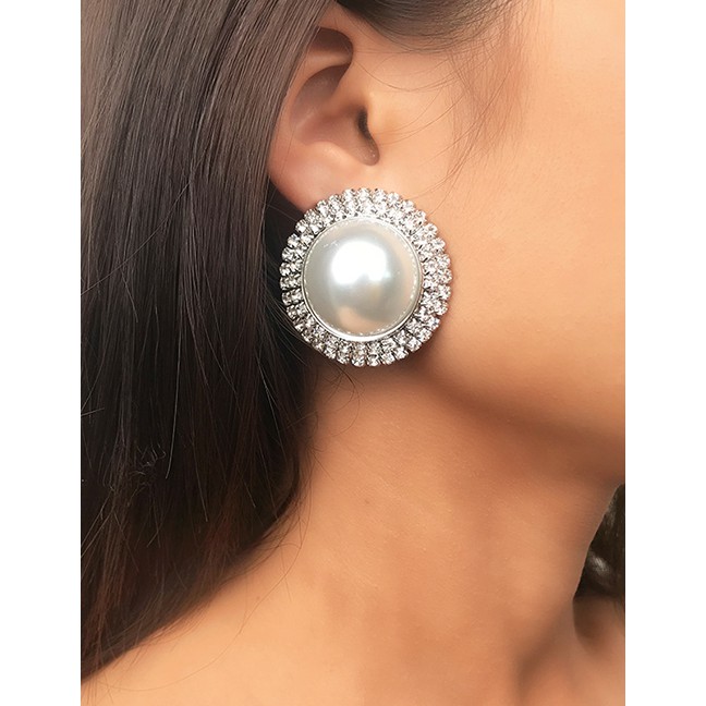 LRC Anting Tusuk Fashion Silver Oversized Pearl Double Row Earrings F87901