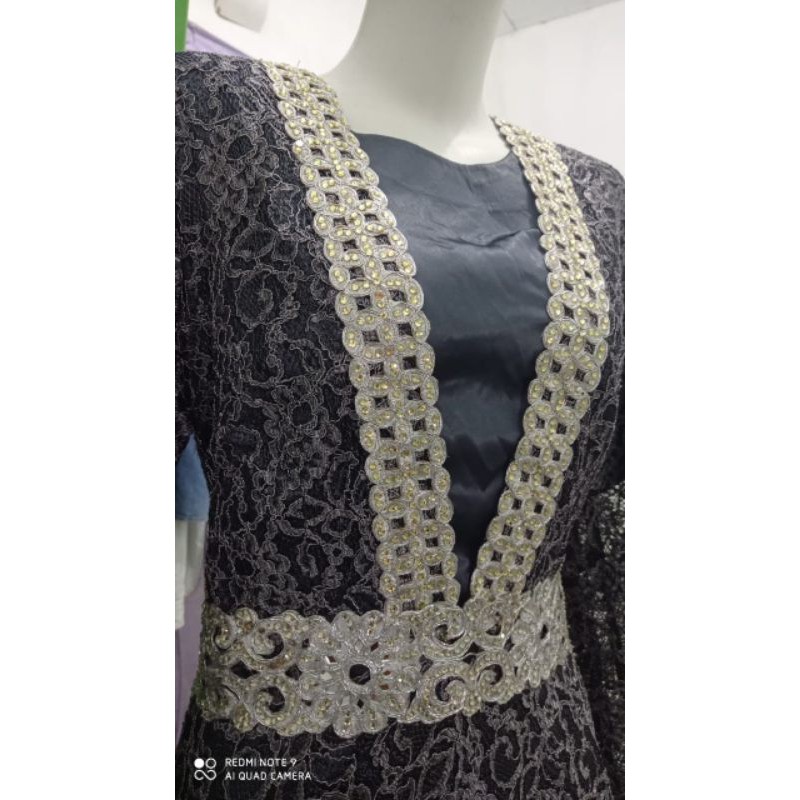 Gaun India Mewah Brokat