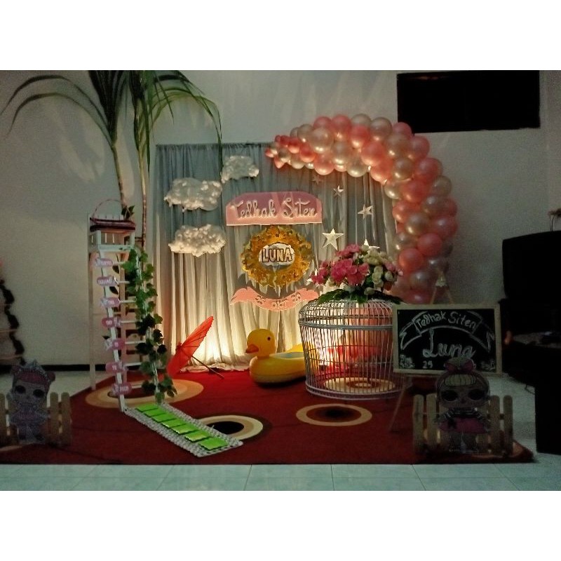 Dekorasi tedhak siten