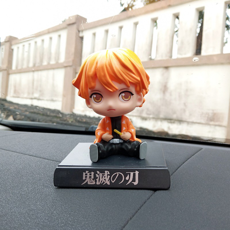 DEMON SLAYER KIMETSU NO YAIBA Figure Miniatur Pajangan Mobil Stand Goyang Kepala Shacking Head Toy