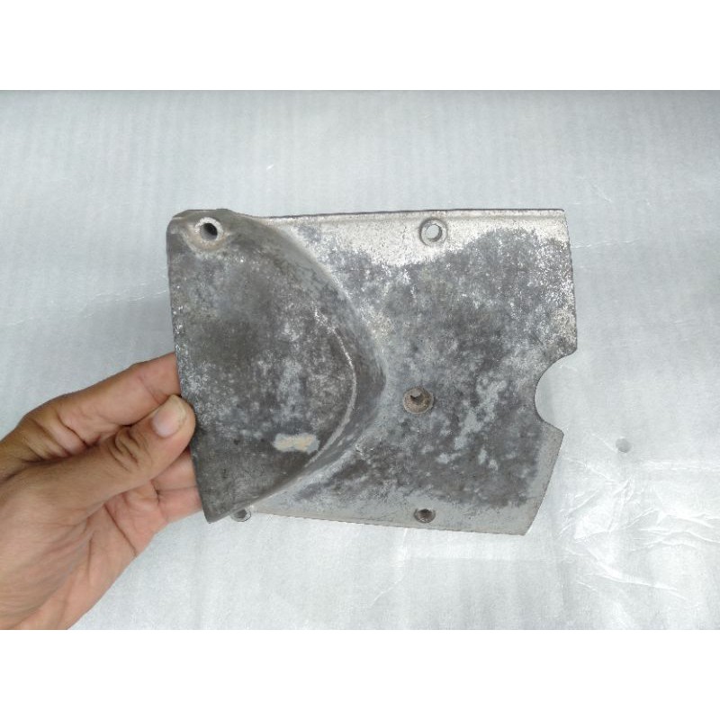 Cover Tutup Gear Depan CB125 Twin Original NOS